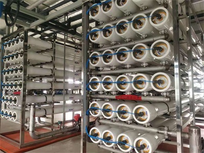 反滲透設(shè)備停機(jī)使用時的注意事項及日常維護(hù)方法